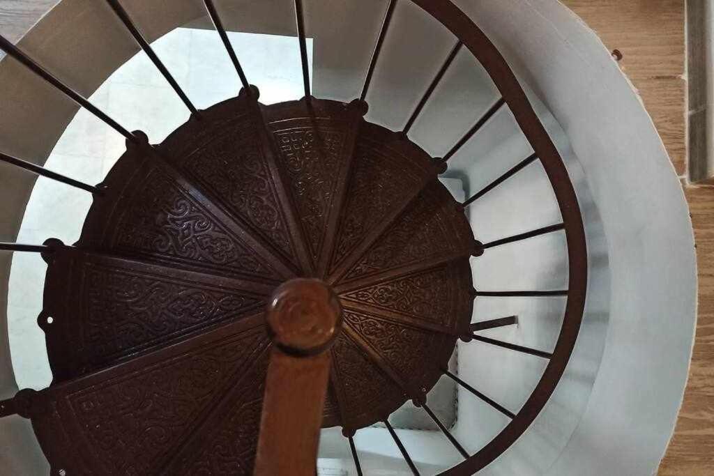 コルドバLa Pequena Escalera Mezquita Catedralアパートメント エクステリア 写真