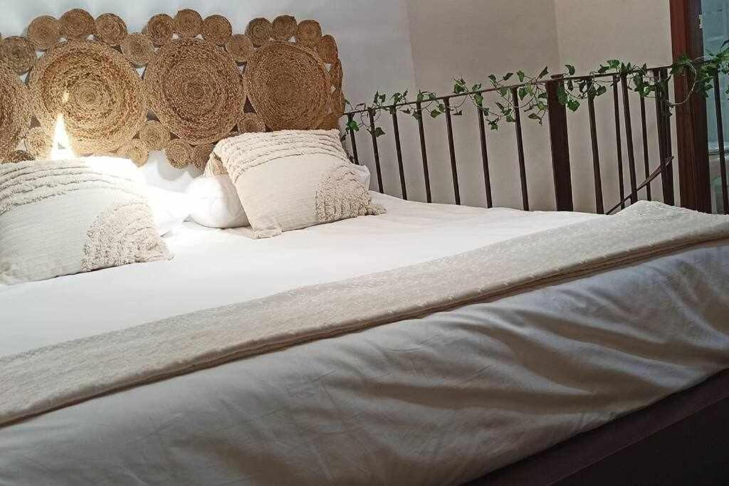 コルドバLa Pequena Escalera Mezquita Catedralアパートメント エクステリア 写真